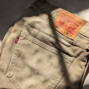 Levi's 501 Jeans